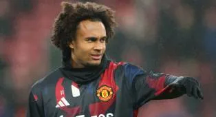 Juventus Ajukan Tawaran €30 Juta untuk Zirkzee, Pertimbangkan Striker Newcastle