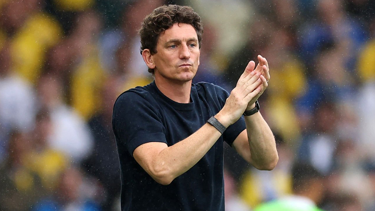 Keith Andrews Kecewa Brentford Cuma Imbang di Markas Leeds