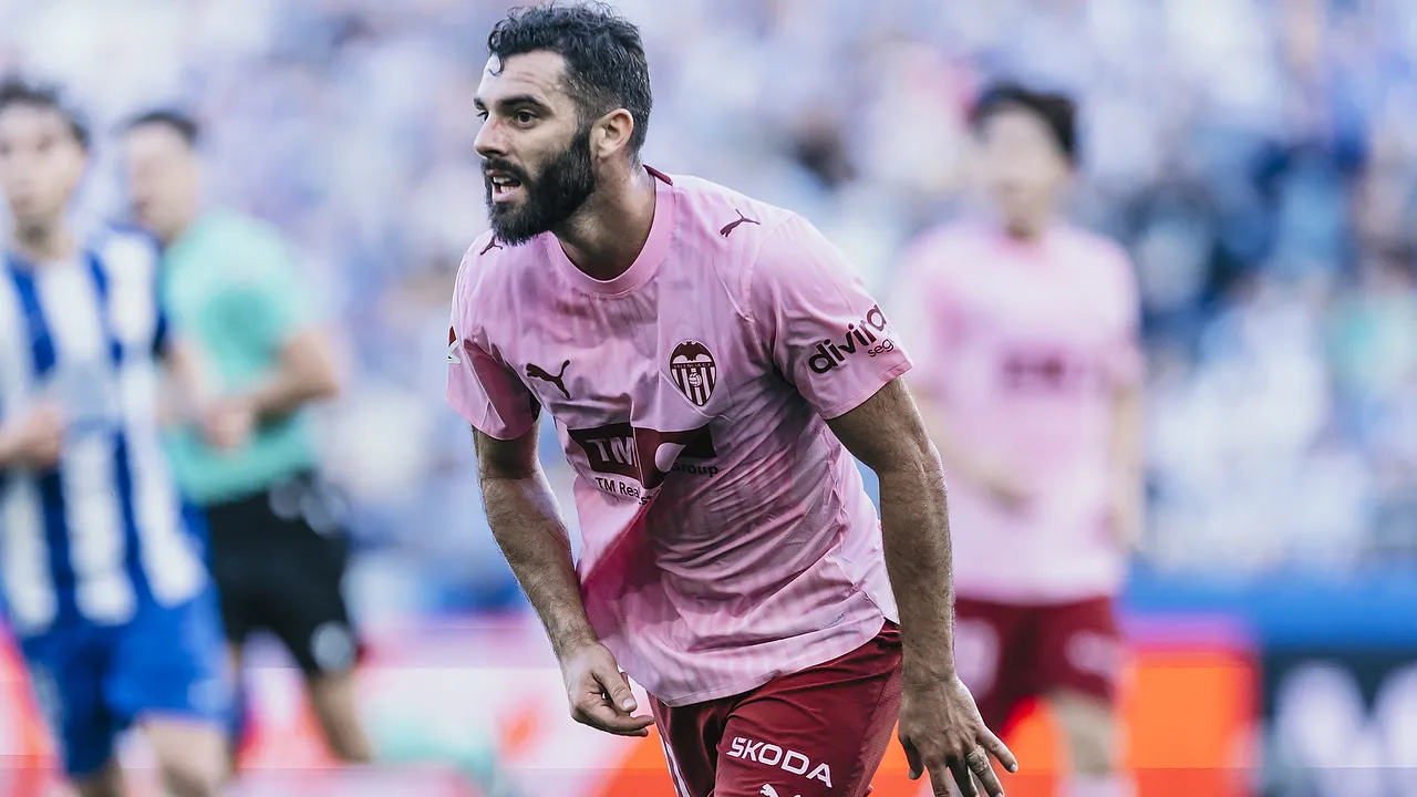Luis Rioja.