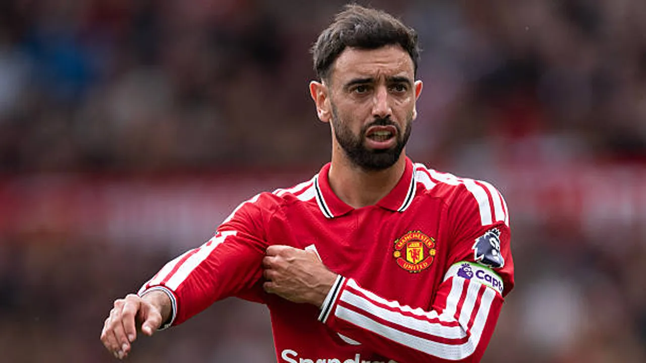 Manchester United Bobol Gawang Ipswich Lima Kali, Bruno Fernandes Tak Puas