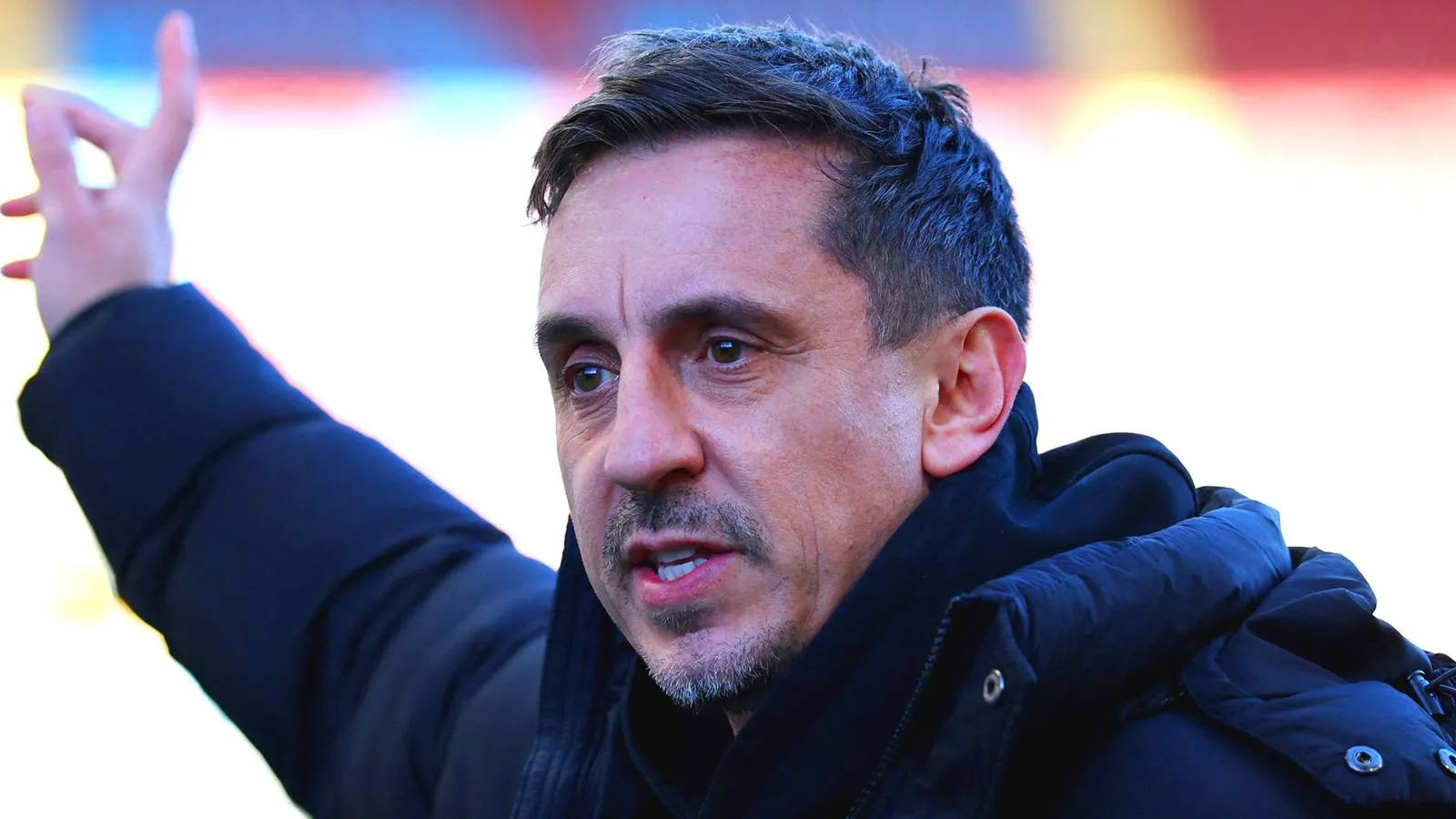 Neville Yakin Manchester City Akan Juarai Premier League Usai Kemenangan Atas Manchester United dan Chelsea - sumber: (givemesport)
