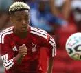 Omari Hutchinson Tolak Tawaran Dari Premier League Demi Gabung Milan