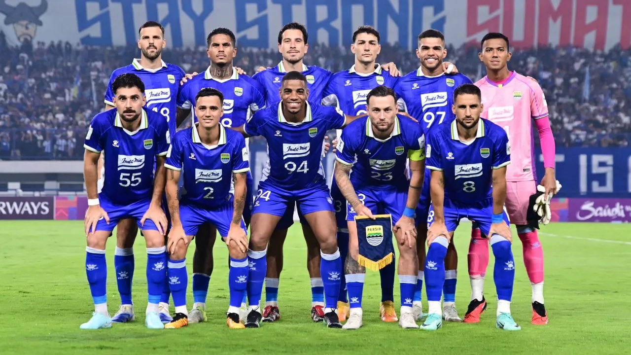 Persib belum gunakan jersey desain baru saat menjamu Manila Digger