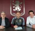 Aston Villa Resmi Rekrut Taylor Harwood-Bellis dari Southampton
