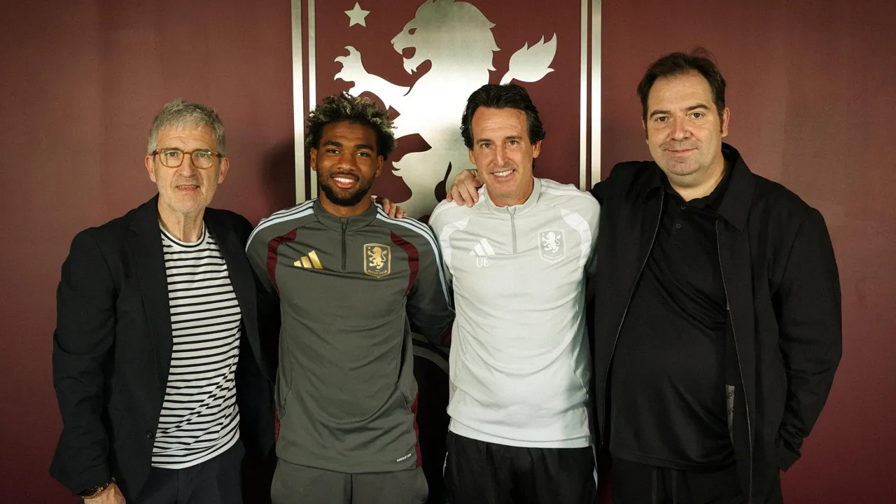 Ibrahim Mbaye resmi rampungkan kepindahan dari PSG menuju Aston Villa