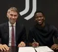 Juventus Amankan Tanda Tangan Sarr dari Tottenham pada Hari Terakhir Transfer