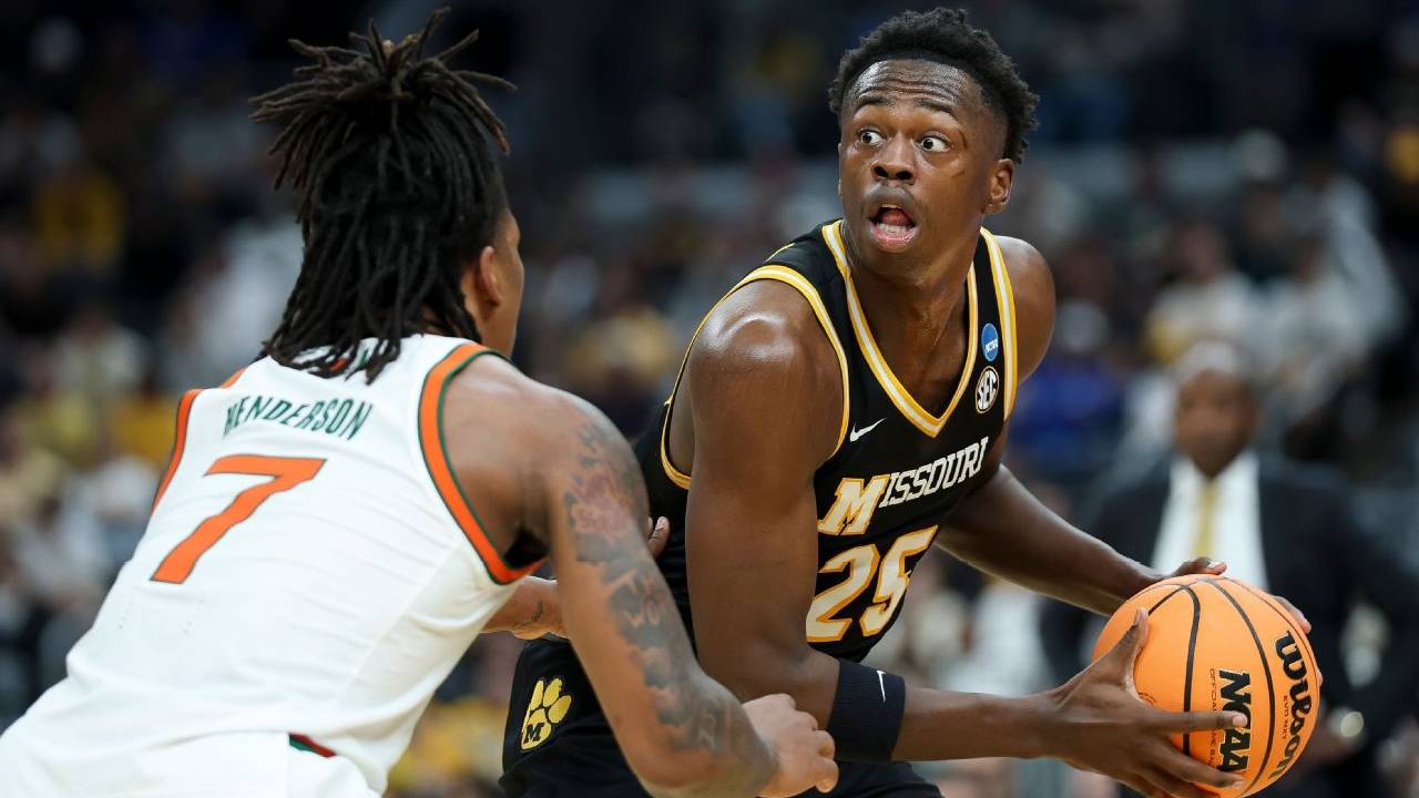 Mark Mitchell Kembali ke Missouri dan Batal Bergabung dengan Kentucky