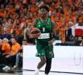 Nigel Hayes-Davis Alami Cedera Parah saat Latihan