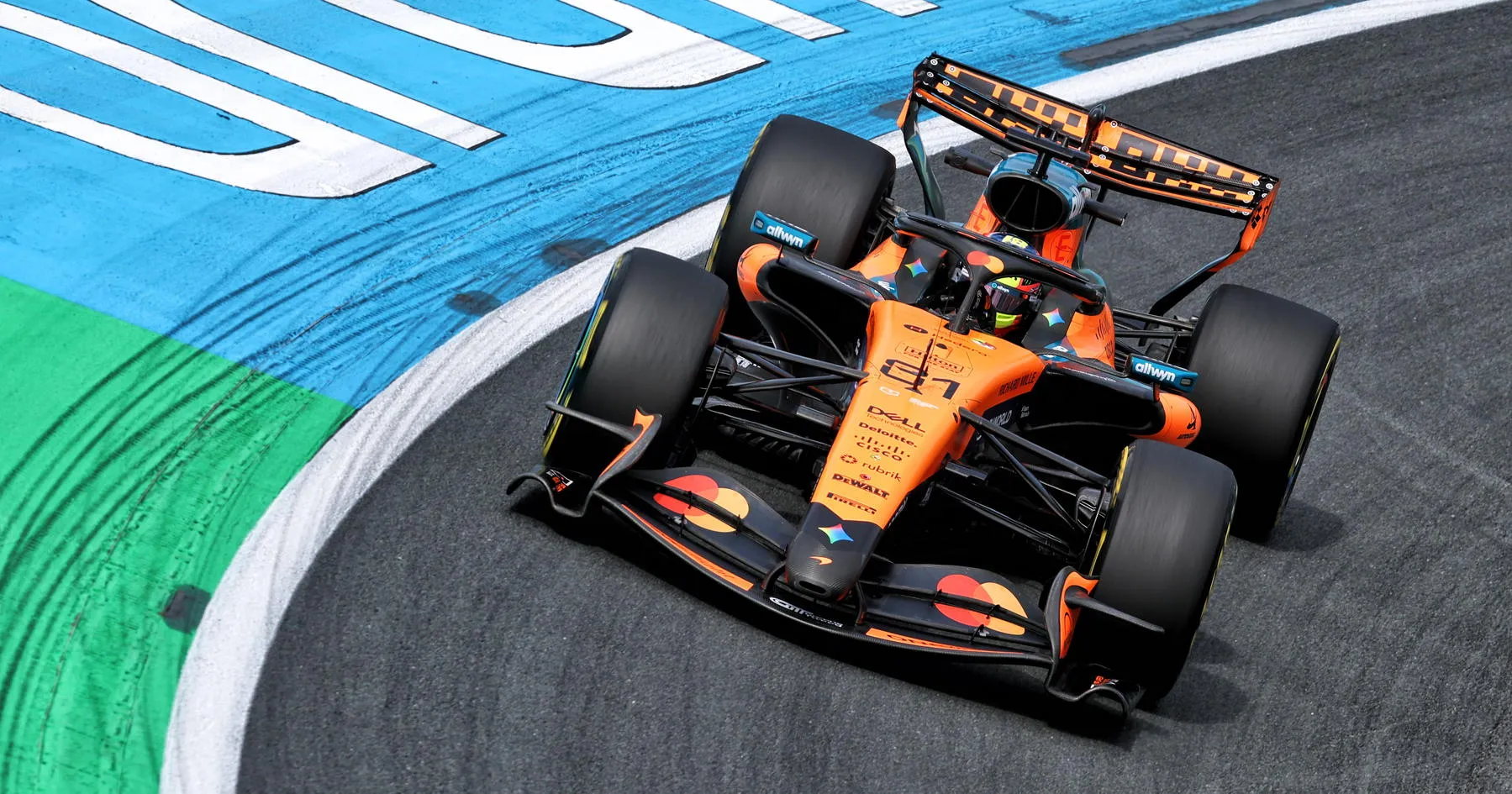 Oscar Piastri Siap Hadapi Tantangan Berbeda di Monza - sumber: (racingnews365)