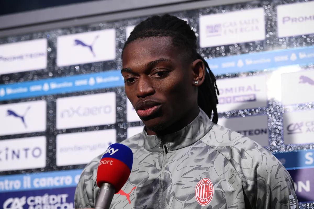 Rafael Leao Tinggalkan AC Milan dengan Senyum: “Saya Bagian dari Kalian” - sumber: (footballitalia)