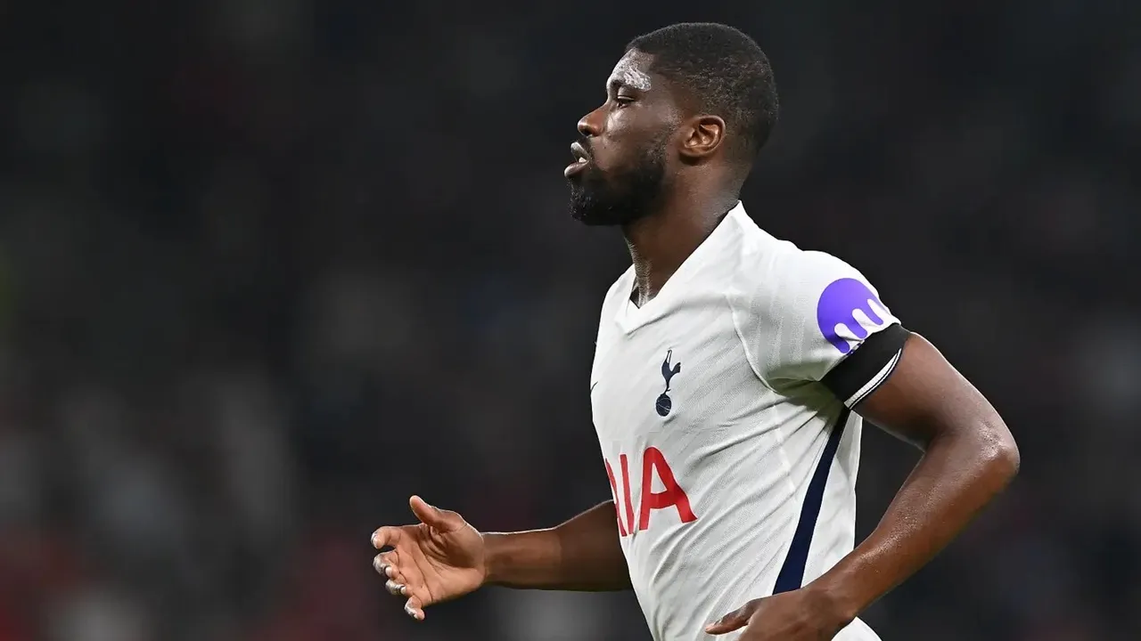 Defender Tottenham
