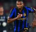 Tampil Kurang Meyakinkan, Manuel Akanji Jadi Sorotan Media Italia