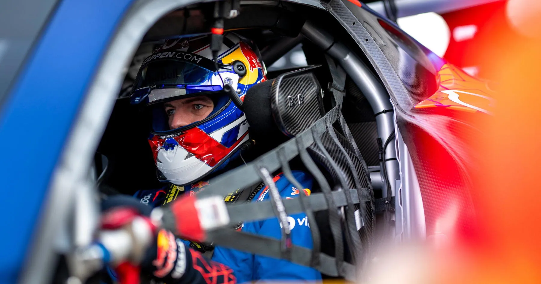 Verstappen Siap Kembali ke Mercedes GT3, Cari Rekan Tim Ternama - sumber: (racingnews365)