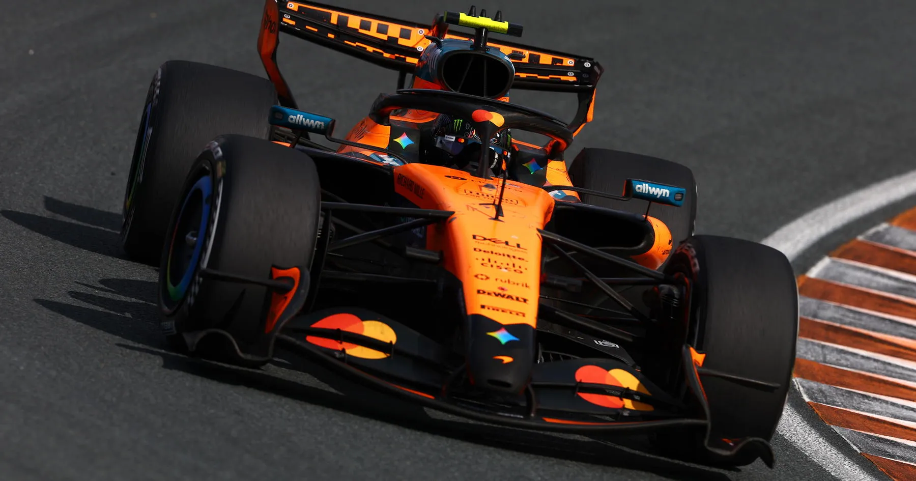 Bukti Nyata McLaren Ungkap Kelemahan Mobil di Tikungan Lambat