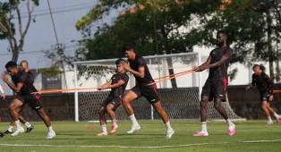 Fabio Lefundes Pastikan Kesiapan Java United FC Hadapi Garudayaksa FC