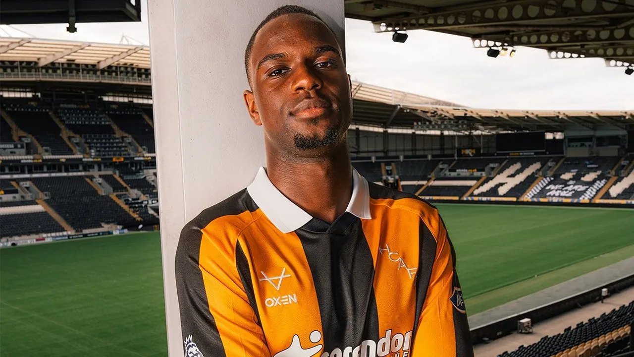 Hull City sukses merampungkan perekrutan enam pemain baru pada hari terakhir bursa transfer