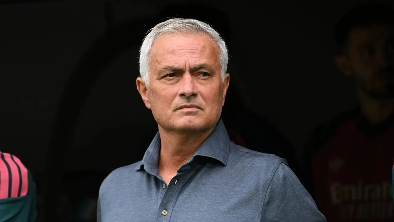 Jose Mourinho Tidak Akan Mainkan Valverde dan Tchouameni Main Bersama