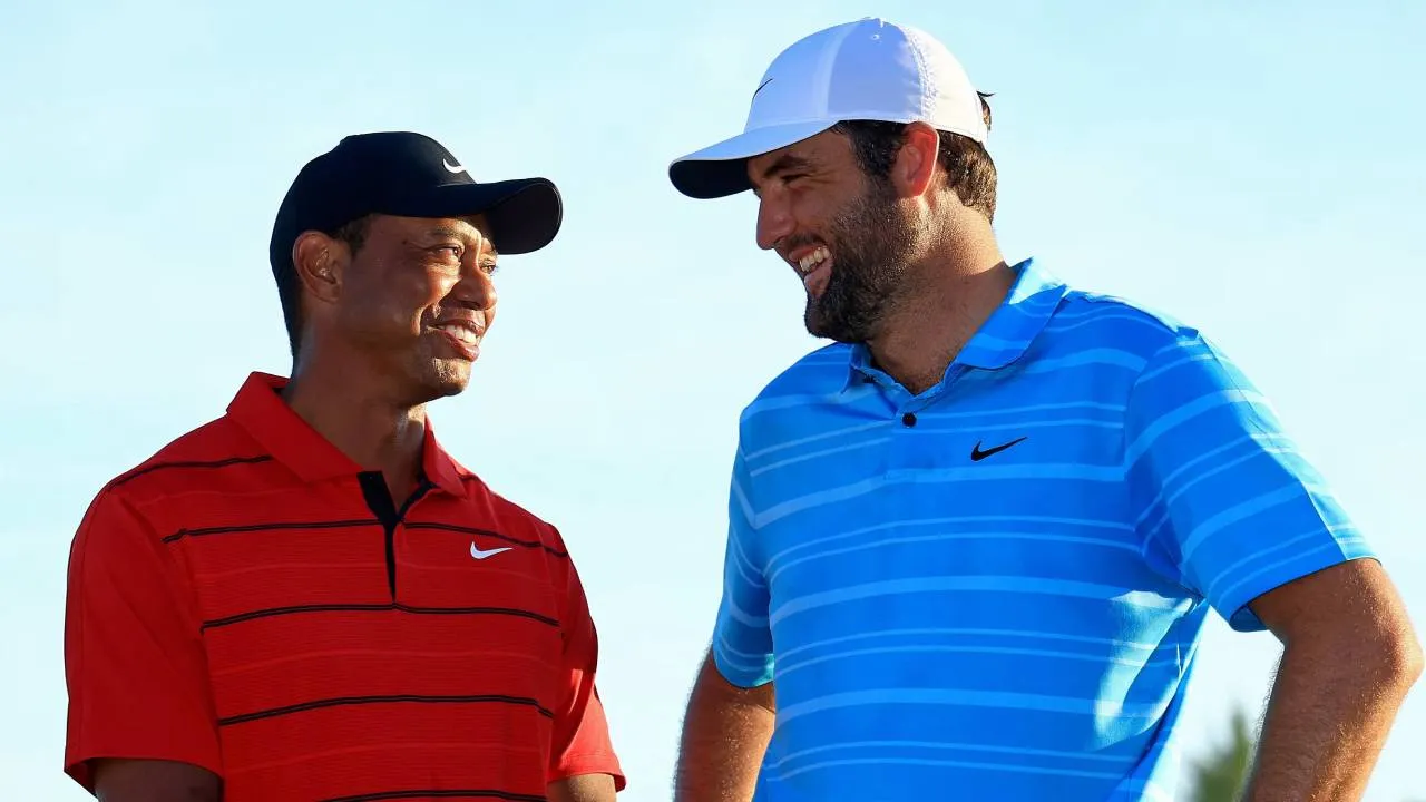 Tiger Woods Ucapkan Selamat kepada Scottie Scheffler atas Musim Bersejarah