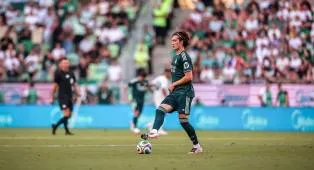 Valencia Coba Pinjam Joan Martinez dari Real Madrid