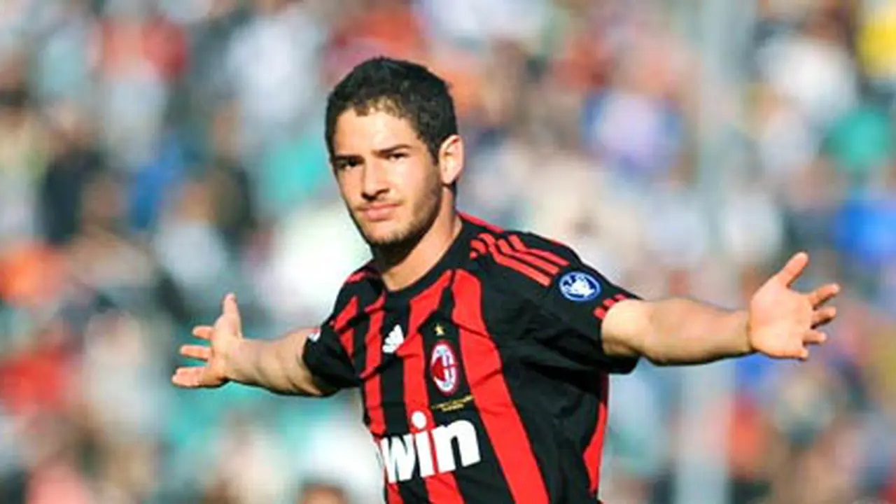 Alexandre Pato: Inter Milan dan AC Milan Selalu Jadi Favorit Scudetto