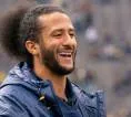 Colin Kaepernick Pilih Tonton Football Perguruan Tinggi, Bukan NFL