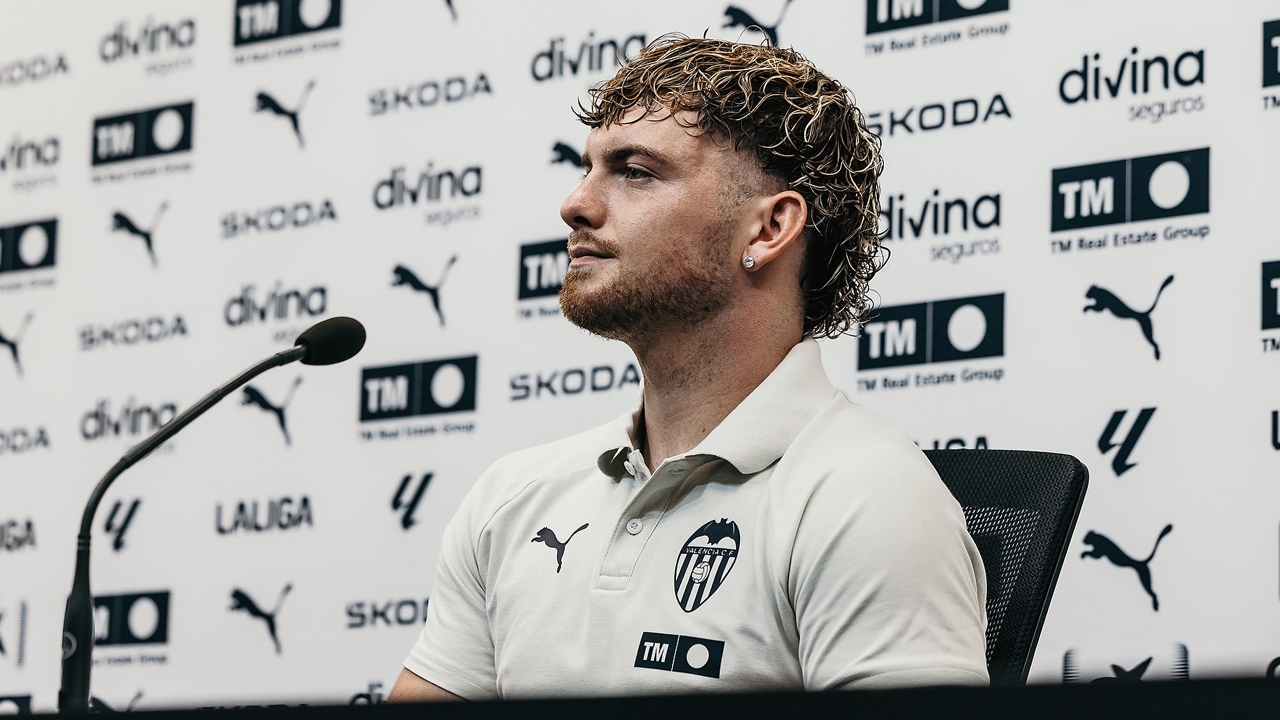 Harvey Elliott Berjanji Beri Kontribusi Maksimal untuk Valencia