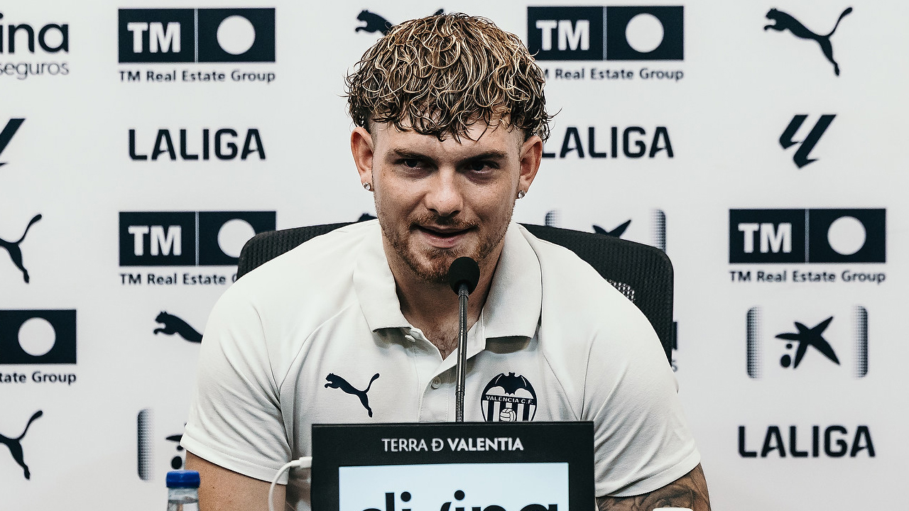 Harvey Elliott Ungkap Tantangan Adaptasi dengan Cuaca Panas di Valencia