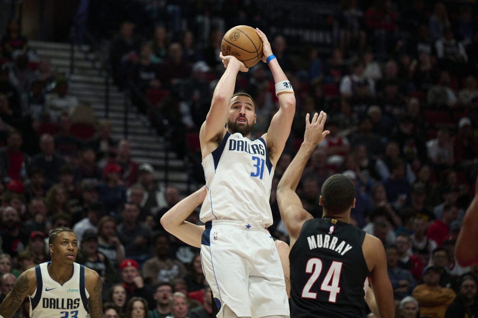 Klay Thompson Incar Rekor Tripoin di Miami Heat