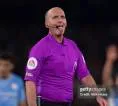 Mike Dean Ungkap Rahasia Kontroversial saat Pimpin Laga Premier League