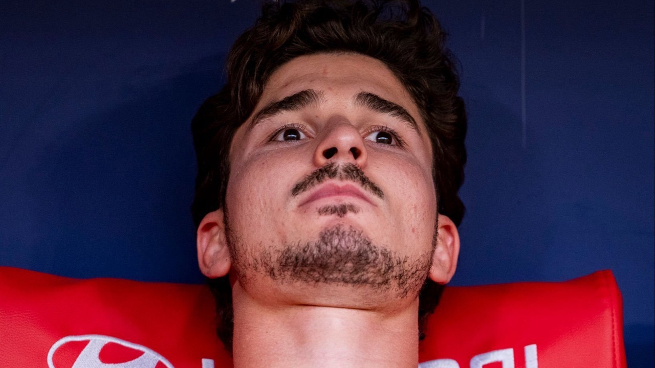 Olmo Bela Mimpi Julian Alvarez Yang Tertahan di Atletico Madrid