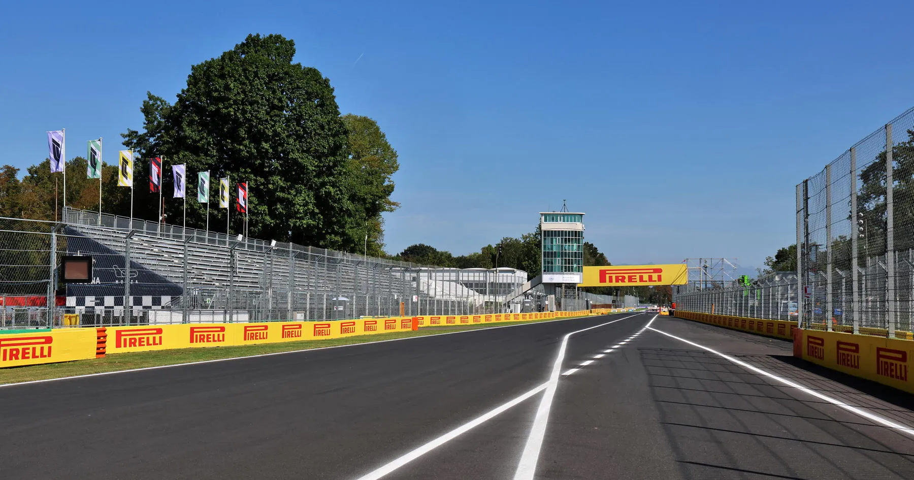 Rekor F1 Diprediksi Pecah di GP Italia - sumber: (racingnews365)