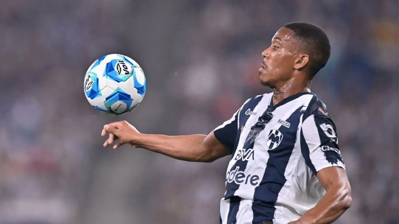 Tottenham ditawari Martial