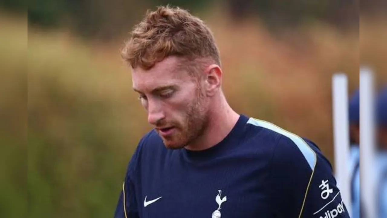 Gelandang Tottenham