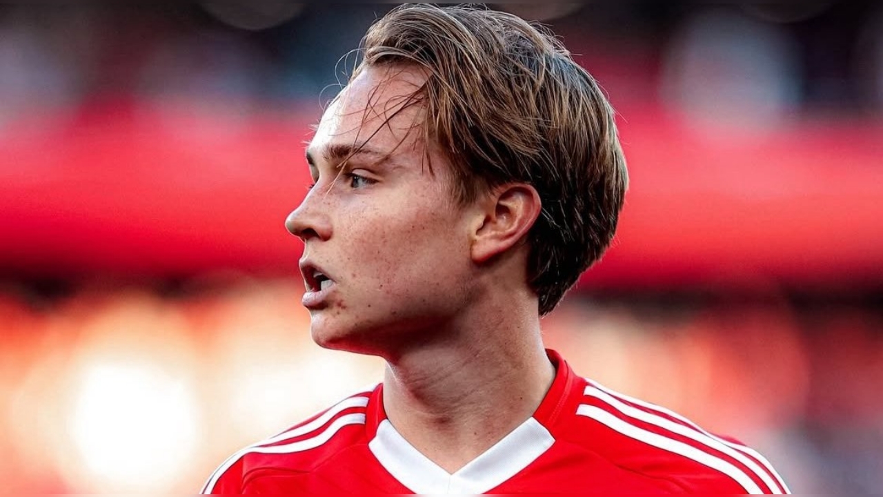 Alasan Benfica Halangi Tottenham Wujudkan Transfer Schjelderup Terungkap
