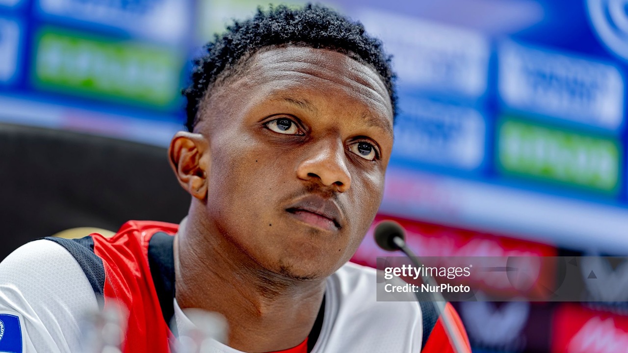 Devy Rigaux Beberkan Alasan Feyenoord Pertahankan Givairo Read