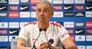 Luis Enrique Nilai Ballon d'Or Harus Diberikan ke Pemain Paris Saint-Germain