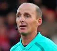 Mike Dean Klarifikasi Pernyataannya Usai Kontroversi di Liga Premier