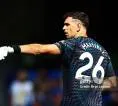 Roy Keane Ragukan Keputusan Chelsea Rekrut Emiliano Martinez
