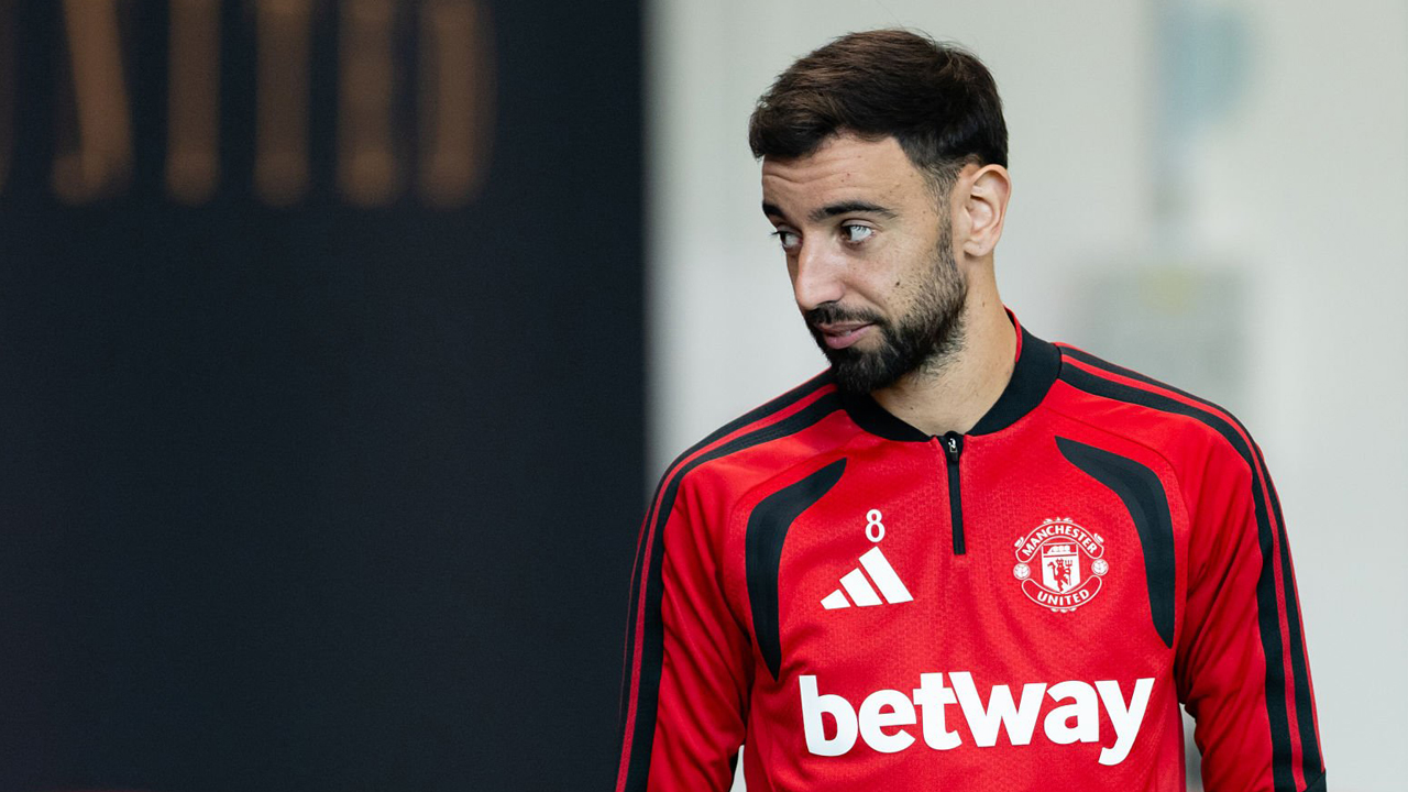 Teddy Sheringham Dukung Bruno Fernandes Raih Ballon d'Or