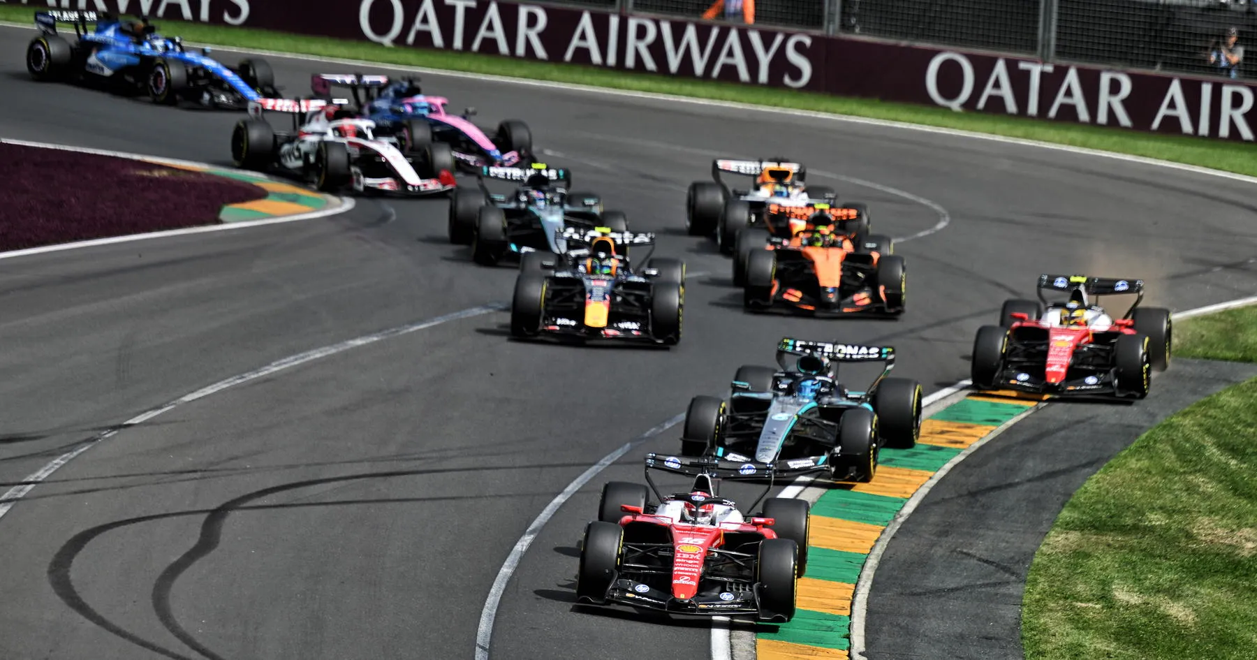 Tim F1 Setuju Kurangi Jarak Balapan 2027 Hingga 290 Km - sumber: (racingnews365)