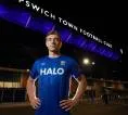 Zian Flemming Kerja Keras Bangun Chemistry Bersama Ipswich Town