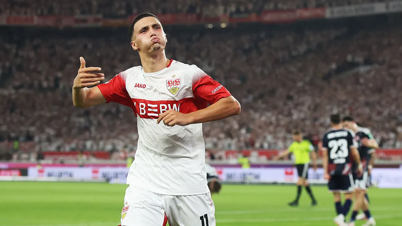 Bilal El Khannouss Puji Stuttgart Usai Pesta Gol ke Gawang Koln