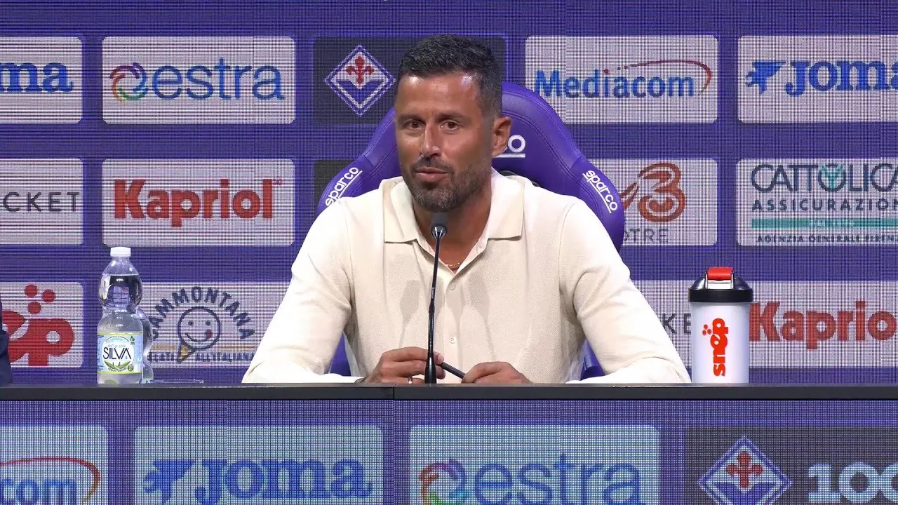 Fiorentina Belanja Ugal-ugalan, Fabio Grosso: Ingin Ciptakan Proyek Baru
