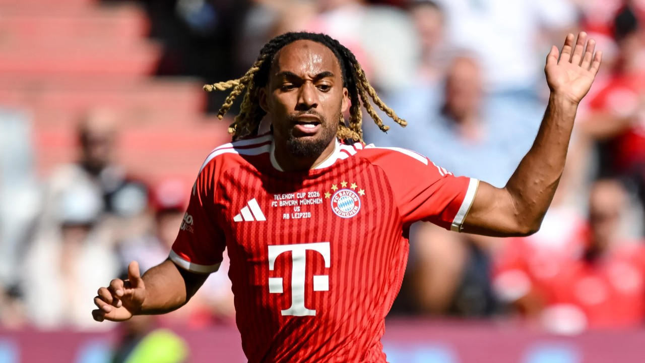 Gak Laku di Musim Panas 2026, Freund Pastikan Sacha Boey Bertahan di Bayern