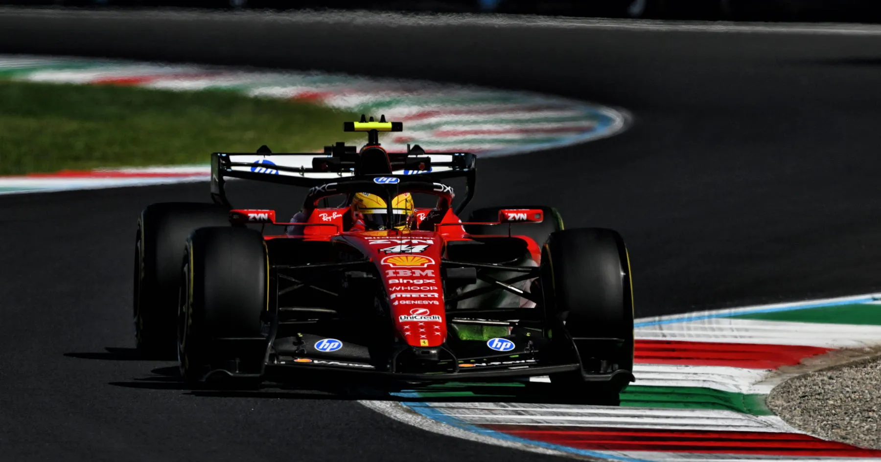 Hamilton Soroti Kecepatan Ferrari di Monza - sumber: (racingnews365)