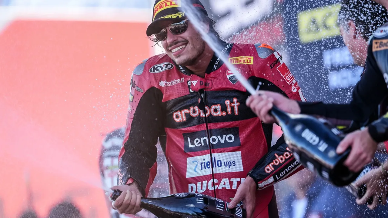 Hasil Race 1 WorldSBK Prancis 2026: Bulega Menangkan Balapan Pembuka