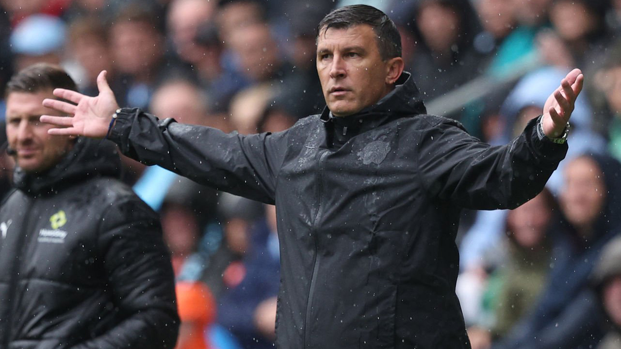 Hull Sedang On Fire, Sergej Jakirovic Bidik Kemenangan atas Aston Villa