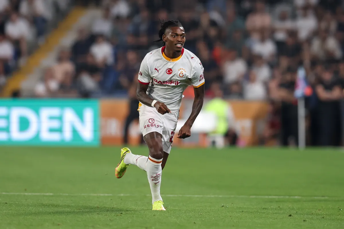 Leao Bersinar di Debut Galatasaray Usai Transfer €38 Juta dari Milan - sumber: (footballitalia)
