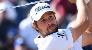 Peter Uihlein Didiskualifikasi, Sinyal Bahaya untuk Pemain LIV Golf