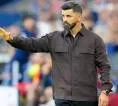 Bayern Sang Juara Dibuat Frustrasi, Miron Muslic Bongkar Rahasia Schalke!
